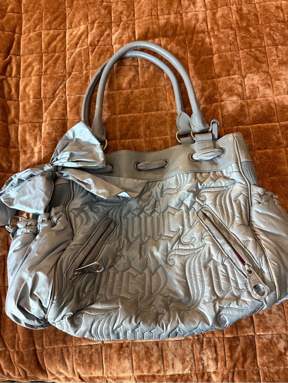 Vintage Y2K Gray Juicy Couture Daydreamer Bag With Hot Pink Lining Very Rare